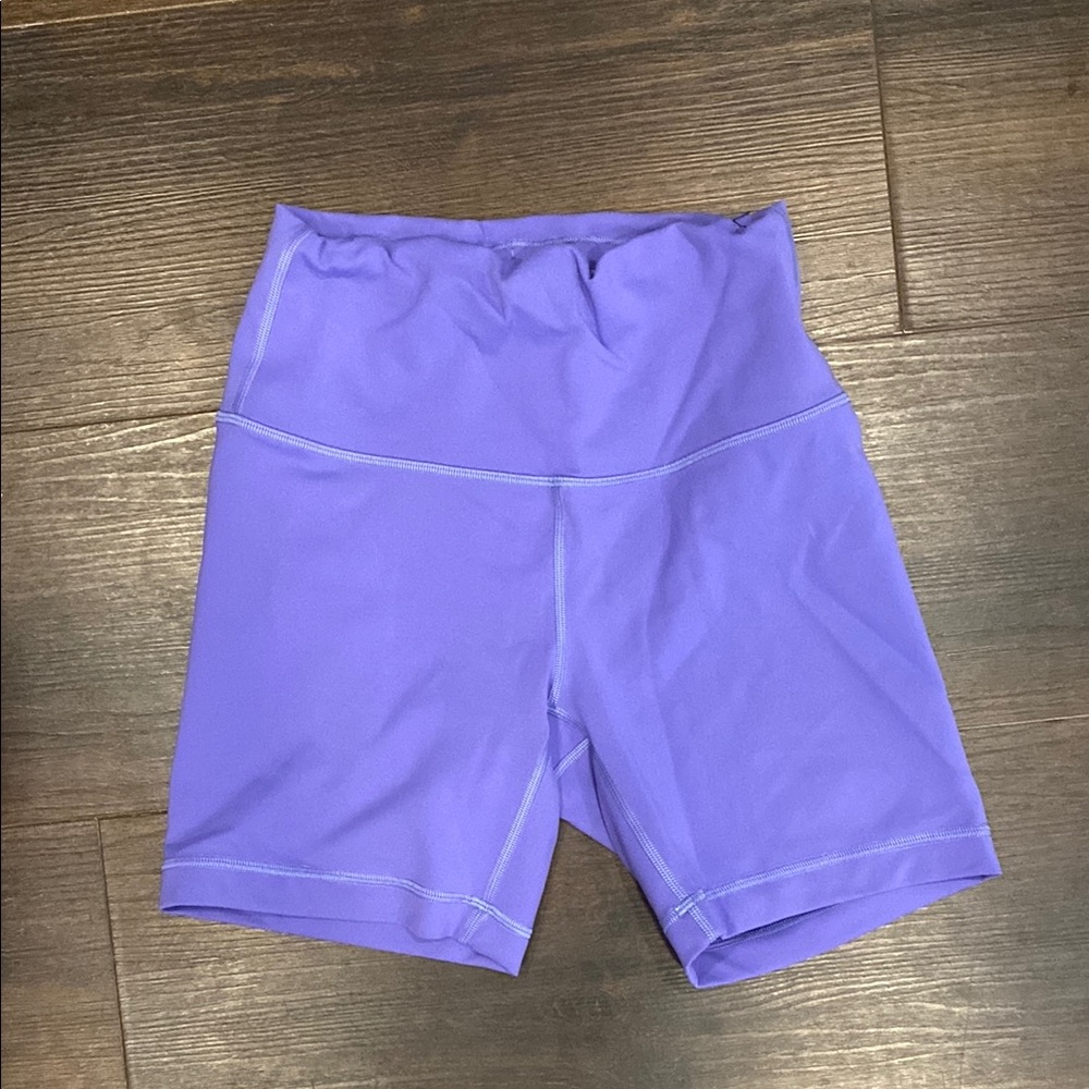 Lululemon Wunder Under High Rise Train Shorts 6"